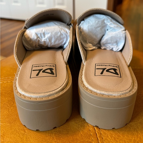 NWOB DL by Chinese Laundry Platform Backless Loafer Mule in Tan - Picture 7 of 12